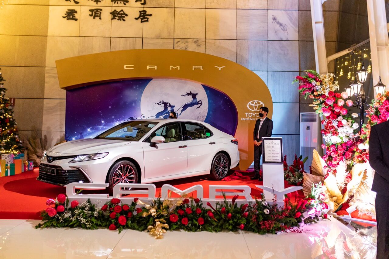 Thi công lễ ra mắt xe TOYOTA Camry 2022 tại TOYOTA Biên Hòa