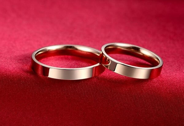 Những mẫu nhẫn cưới trơn đẹp nhất cho mùa cưới năm nay